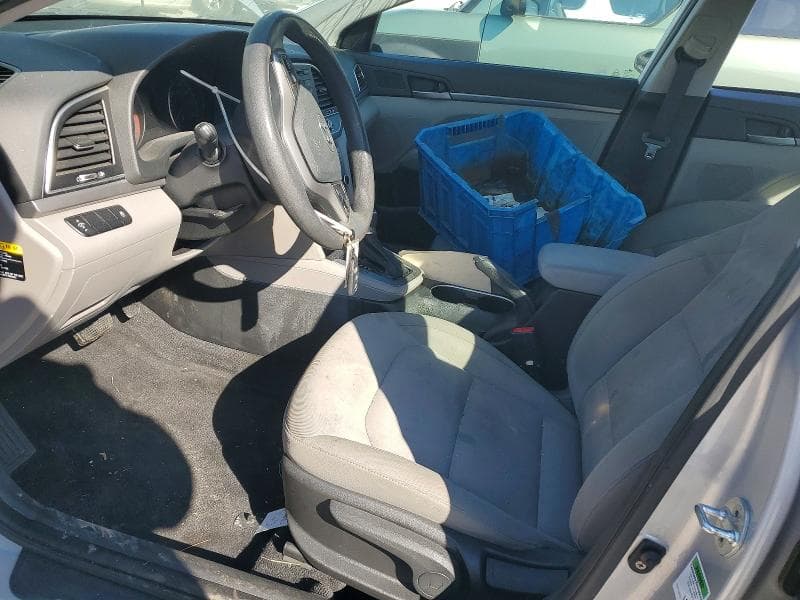 2018 HYUNDAI ELANTRA SE 7