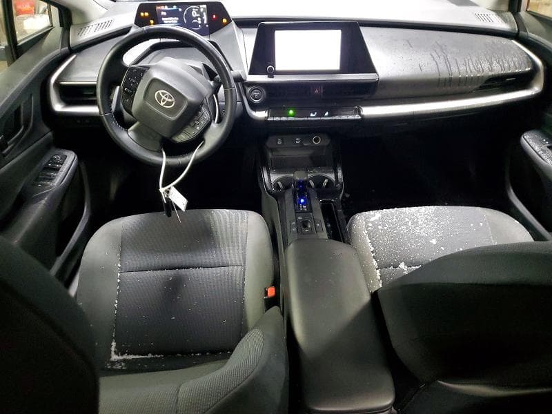 2024 TOYOTA PRIUS LE 8