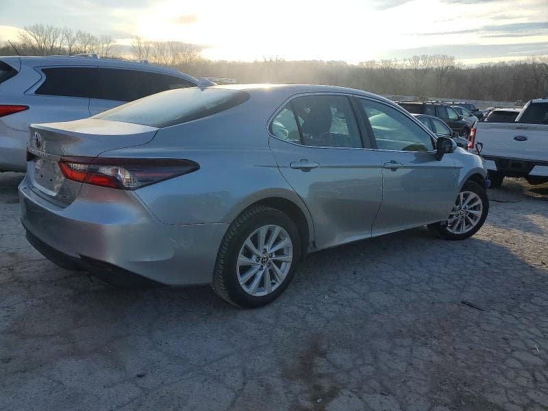 2023 TOYOTA CAMRY LE 3