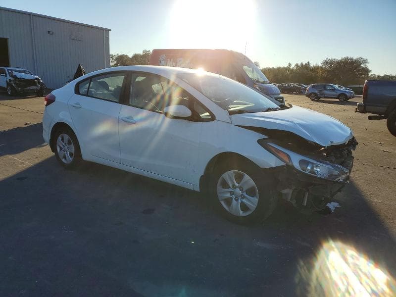 2018 KIA FORTE LX 4