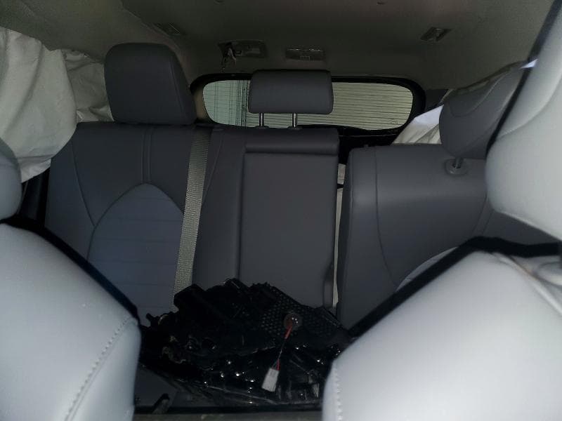 2024 TOYOTA HIGHLANDER LE LE 10