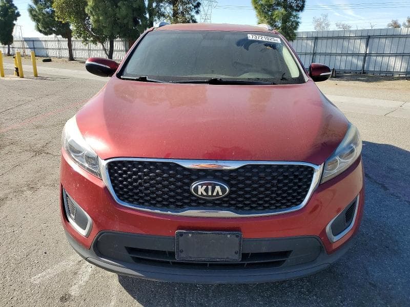 2017 KIA SORENTO LX V6 5