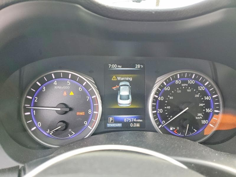 2017 INFINITI Q50 BASE 9