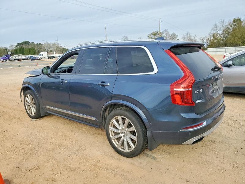 2018 VOLVO XC90 T6 2