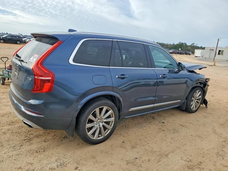 2018 VOLVO XC90 T6 3
