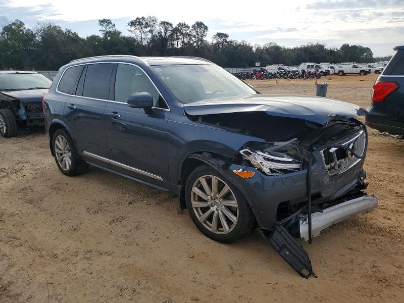 2018 VOLVO XC90 T6 4