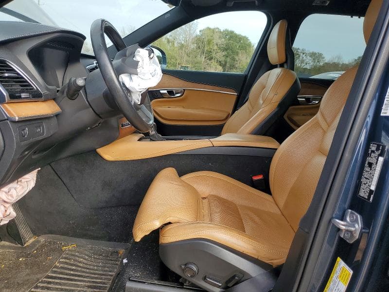 2018 VOLVO XC90 T6 7
