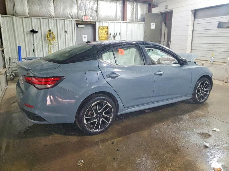 2025 NISSAN SENTRA SR 3