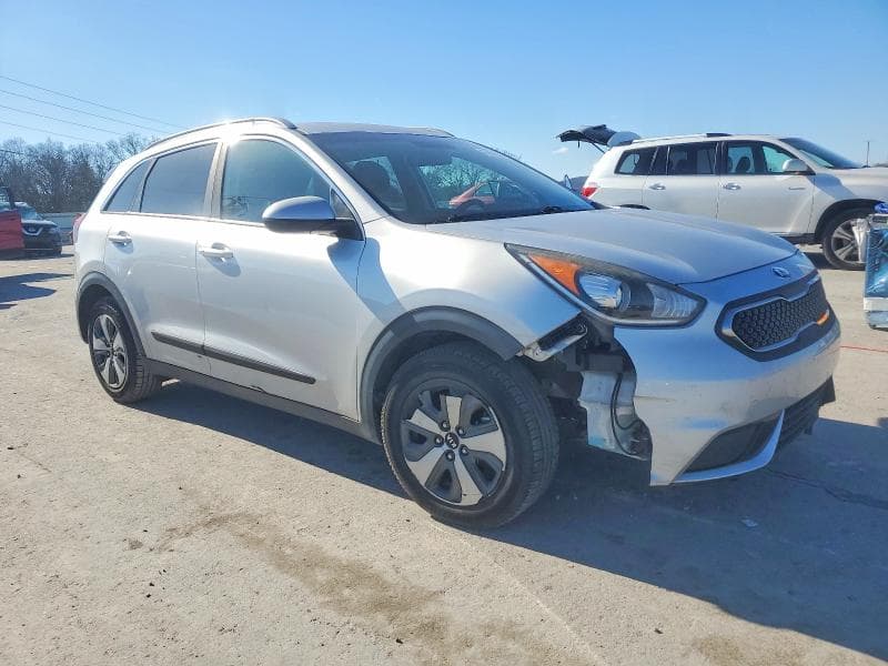 2017 KIA NIRO FE 4