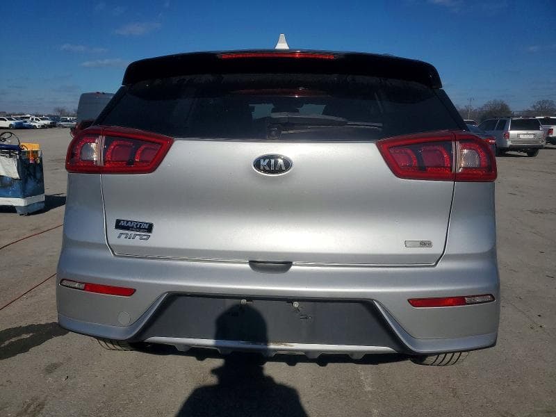 2017 KIA NIRO FE 6