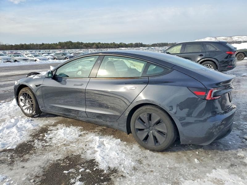 2024 TESLA MODEL 3 2