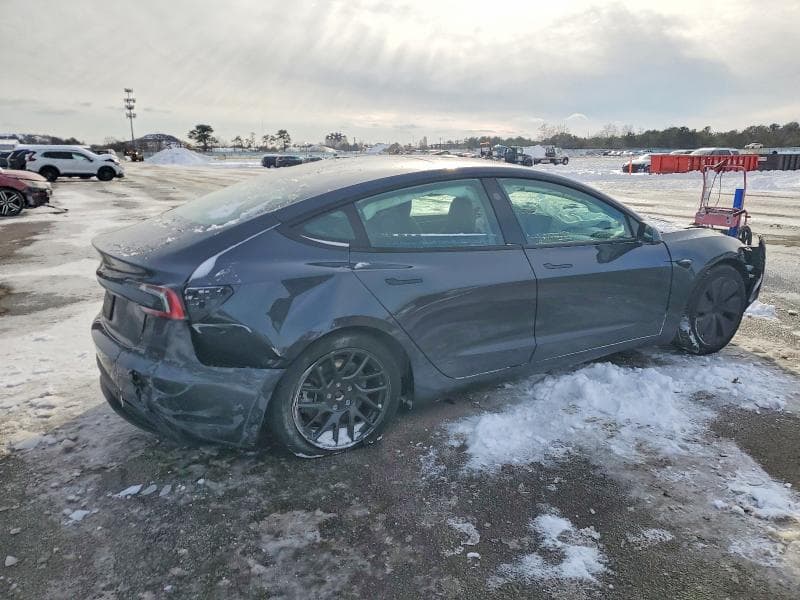 2024 TESLA MODEL 3 3