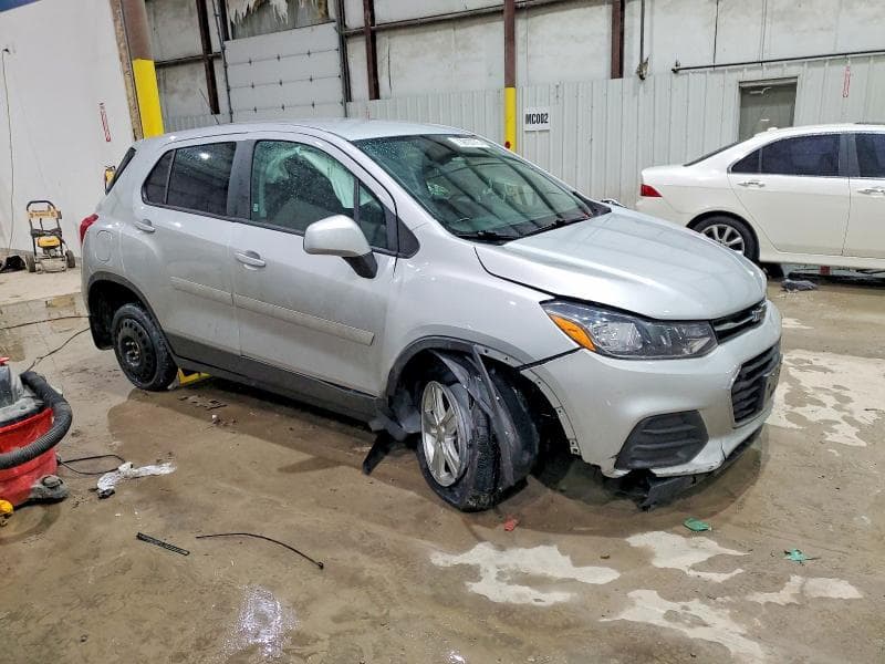 2019 CHEVROLET TRAX LS 4