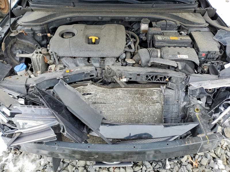 2019 HYUNDAI ELANTRA SE SE 11