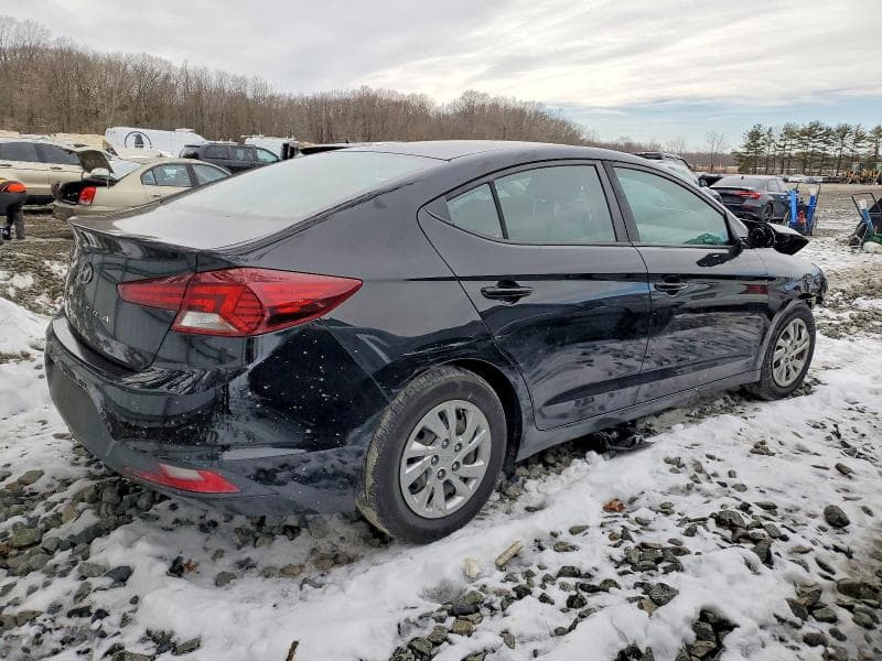 2019 HYUNDAI ELANTRA SE SE 3