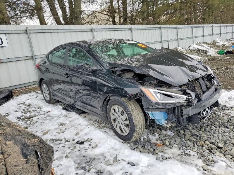 2019 HYUNDAI ELANTRA SE SE 4