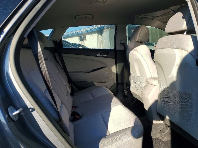 2018 HYUNDAI TUCSON SE SE 12