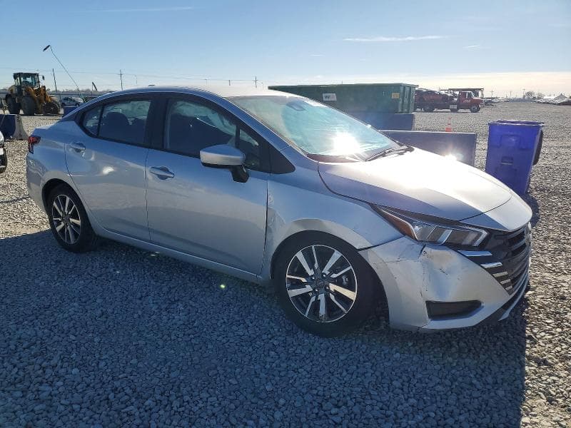 2023 NISSAN VERSA SV 4