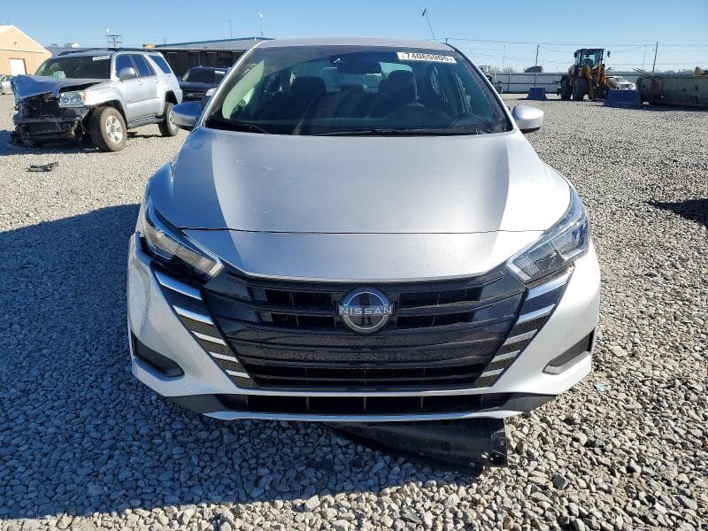 2023 NISSAN VERSA SV 5