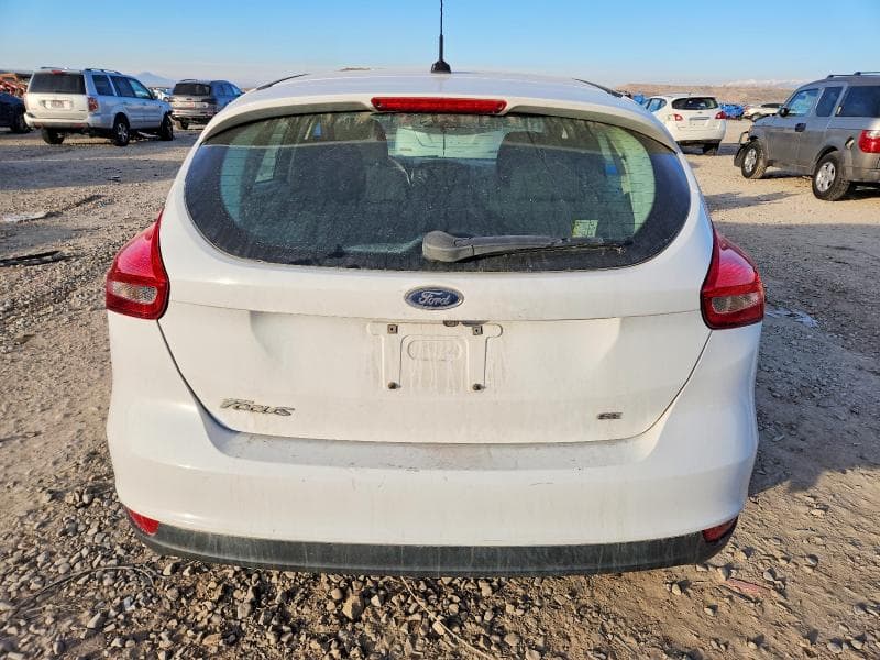 2017 FORD FOCUS SE 6