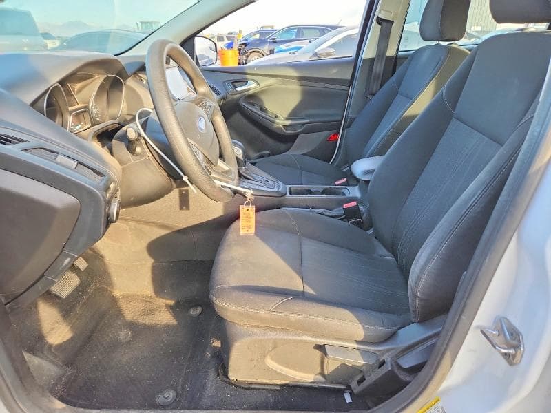 2017 FORD FOCUS SE 7