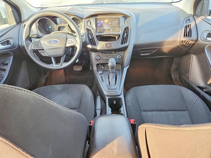2017 FORD FOCUS SE 8