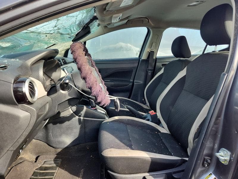 2021 NISSAN VERSA SV 7