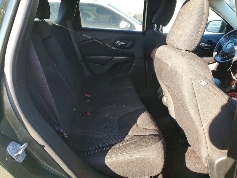 2019 JEEP CHEROKEE LATITUDE 11