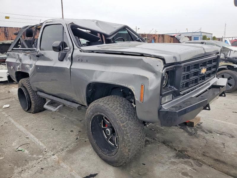 1976 CHEVROLET BLAZER 4