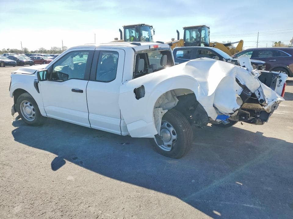 2025 FORD F150 XL 2