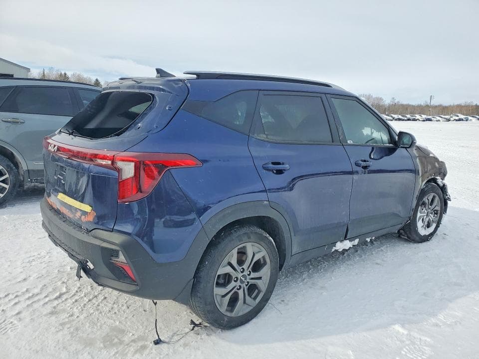 2024 KIA SELTOS LX 3