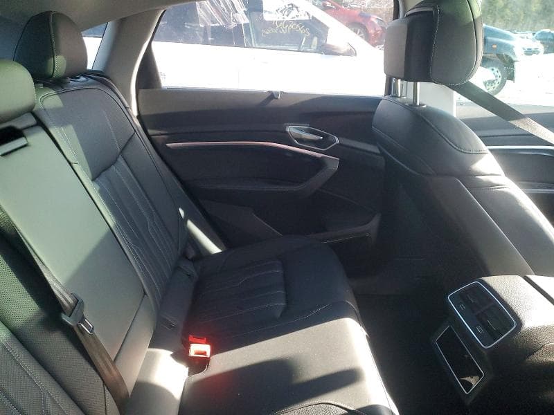 2022 AUDI E-TRON SPORTBACK PRESTIGE 10