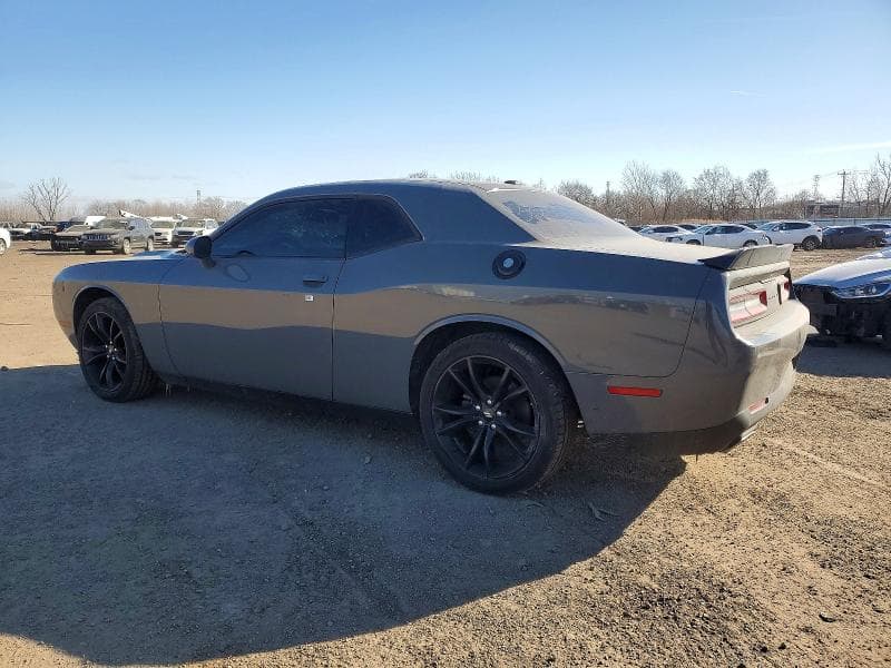 2018 DODGE CHALLENGER SXT 2