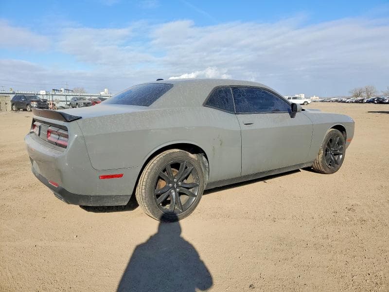 2018 DODGE CHALLENGER SXT 3