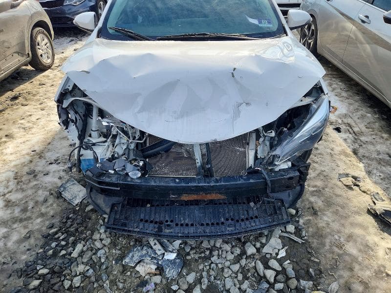 2019 TOYOTA COROLLA L L 11