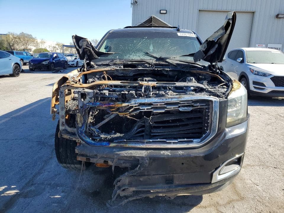 2020 GMC YUKON XL DENALI 5