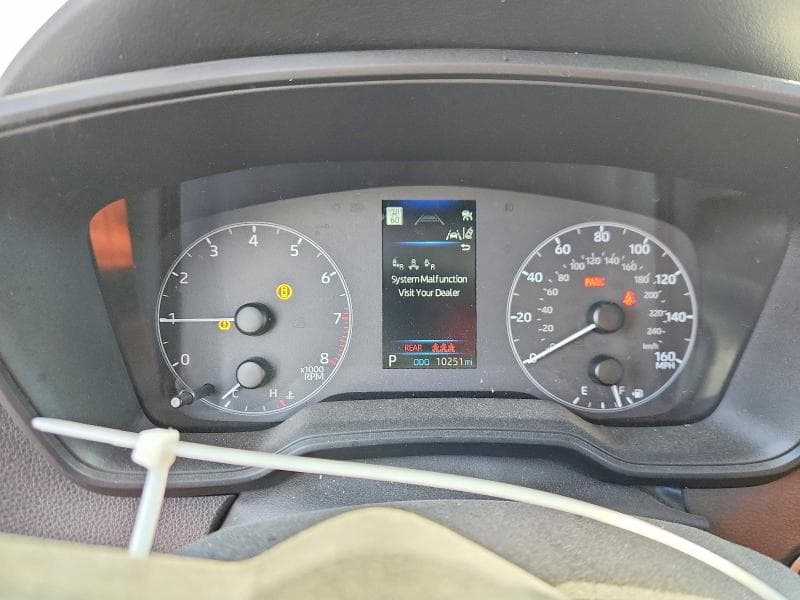2025 TOYOTA COROLLA LE 9
