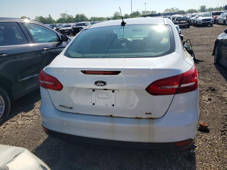 2018 FORD FOCUS SE 6