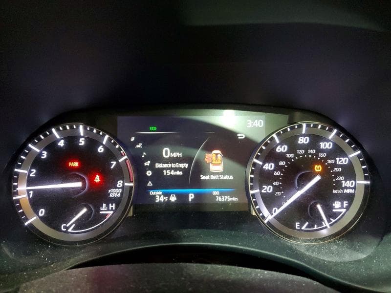 2022 TOYOTA HIGHLANDER XLE XLE 9