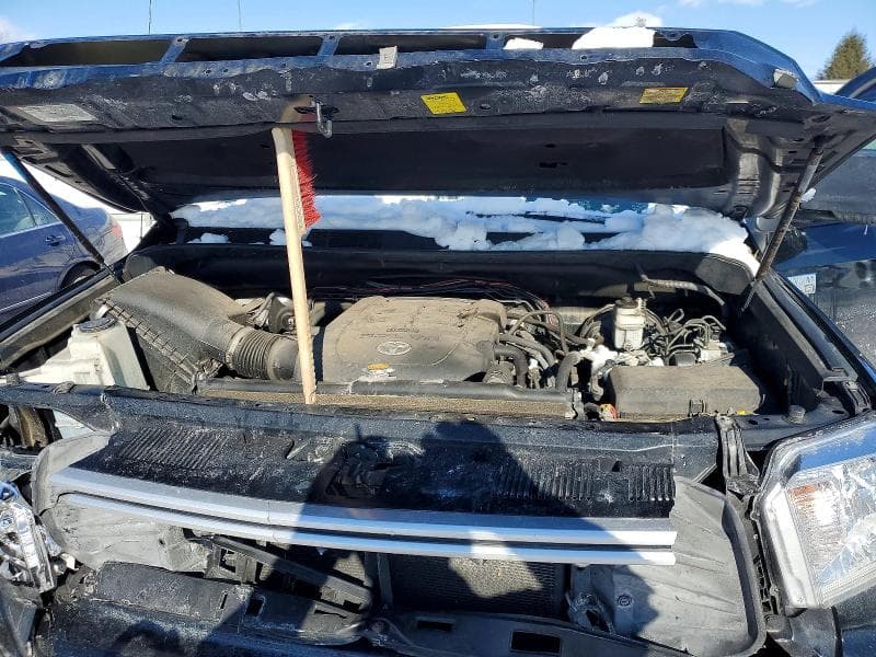 2017 TOYOTA TUNDRA 11
