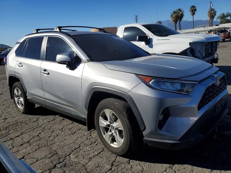 2021 TOYOTA RAV4 XLE 4