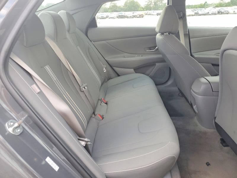 2024 HYUNDAI ELANTRA SEL 11