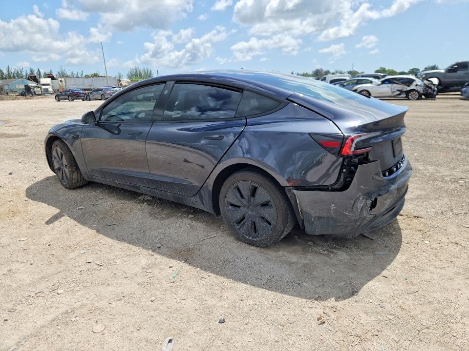 2024 TESLA MODEL 3 2