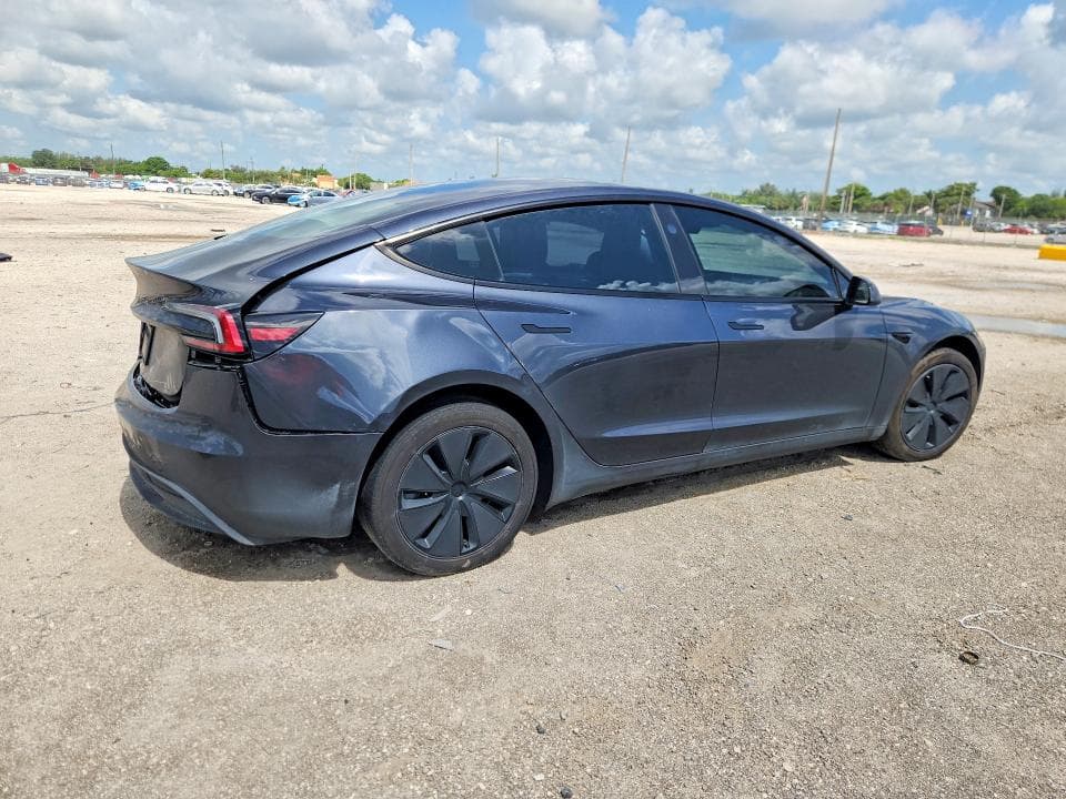 2024 TESLA MODEL 3 3