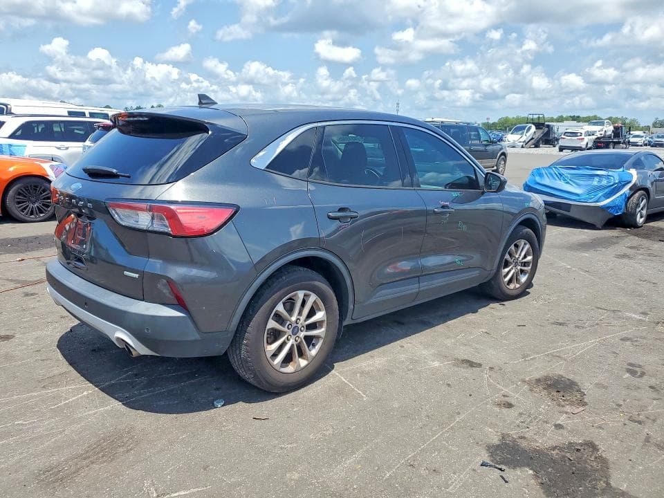 2020 FORD ESCAPE SE 3