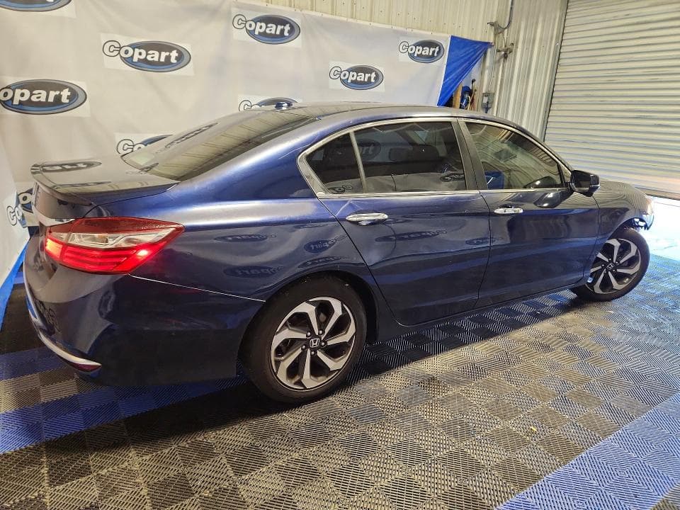 2017 HONDA ACCORD EX 3
