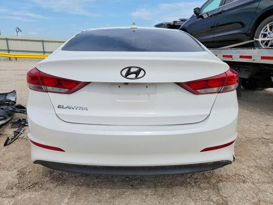 2017 HYUNDAI ELANTRA SE SE 6