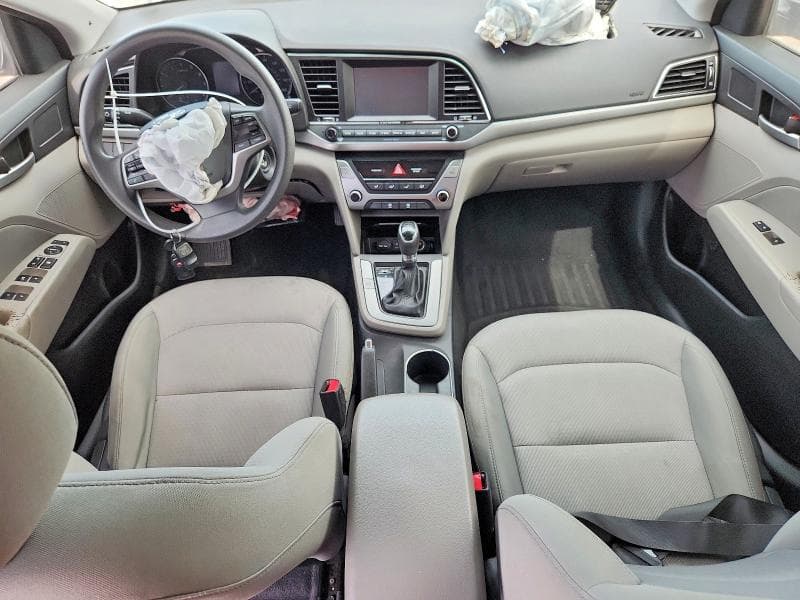 2017 HYUNDAI ELANTRA SE SE 8