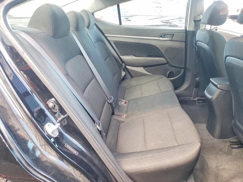 2019 HYUNDAI ELANTRA SEL 10