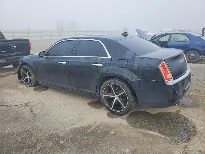 2017 CHRYSLER 300C 2